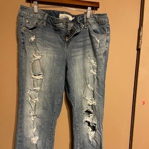 Boyfriend distressed jeans